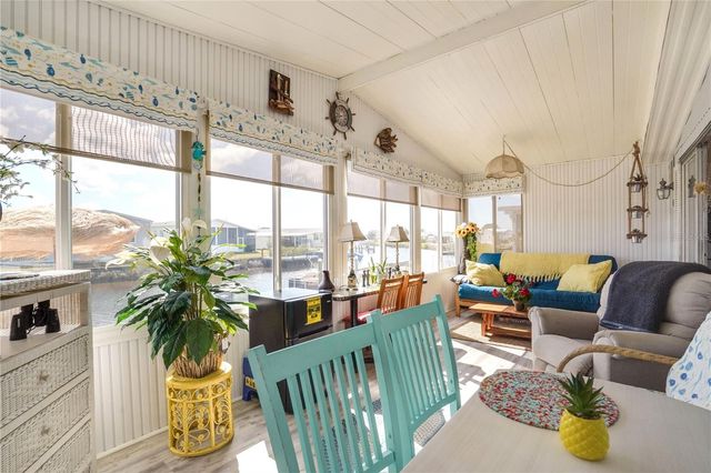 641 FAIRMOUNT DRIVE, North Port, FL 34287