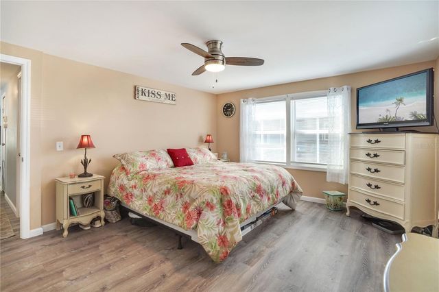 641 FAIRMOUNT DRIVE, North Port, FL 34287