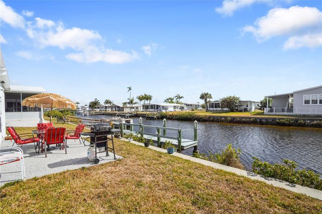 641 FAIRMOUNT DRIVE, North Port, FL 34287