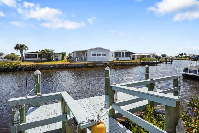 641 FAIRMOUNT DRIVE, North Port, FL 34287