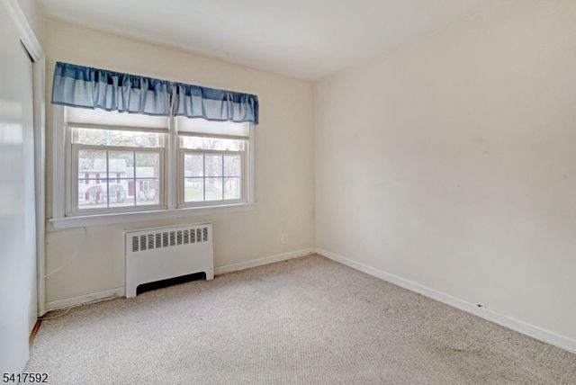 1 Knapp Ave, Florham Park Boro, NJ 07932