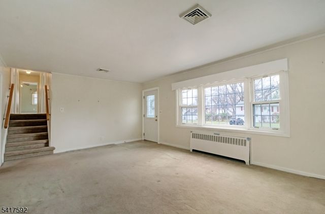 1 Knapp Ave, Florham Park Boro, NJ 07932