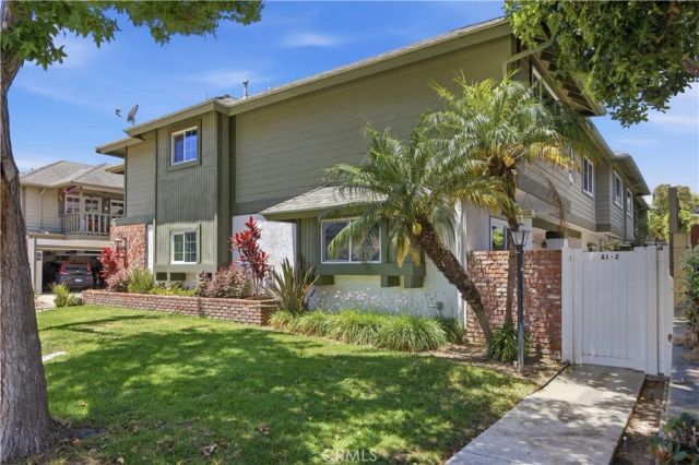 2231 Pacific A1, Costa Mesa, CA 92627