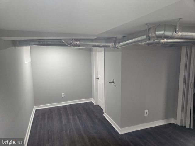 718 W STATE ST, Trenton, NJ 08618