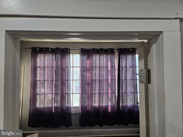 718 W STATE ST, Trenton, NJ 08618