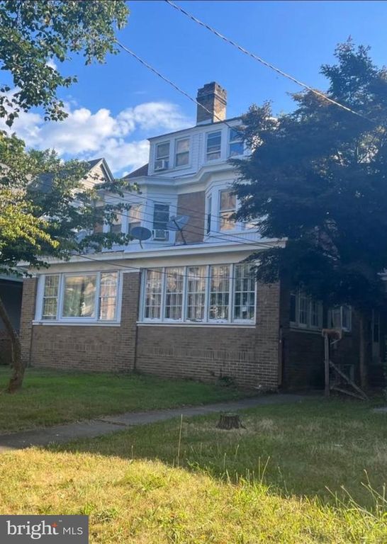 718 W STATE ST, Trenton, NJ 08618