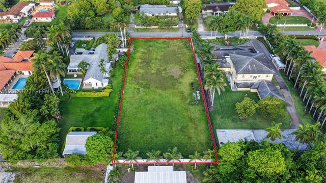 365 NW 128 Ave, Sweetwater, FL 33182