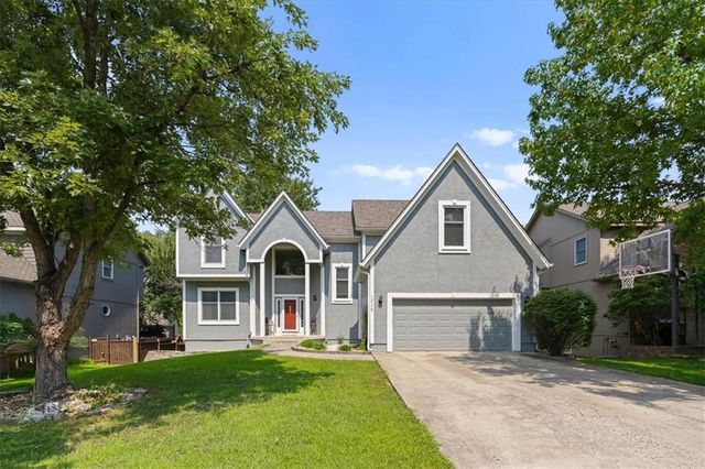 13119 S Hallet Court, Olathe, KS 66062