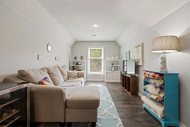 13119 S Hallet Court, Olathe, KS 66062
