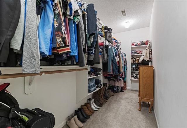13119 S Hallet Court, Olathe, KS 66062