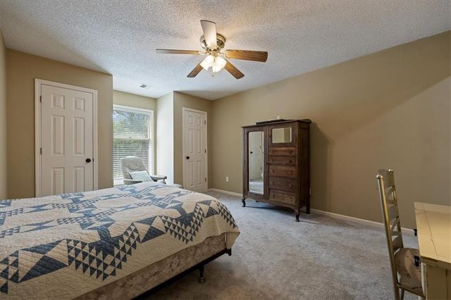 13119 S Hallet Court, Olathe, KS 66062