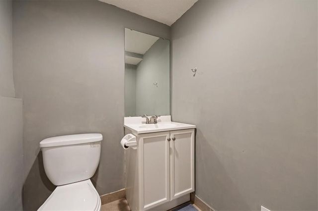 13119 S Hallet Court, Olathe, KS 66062