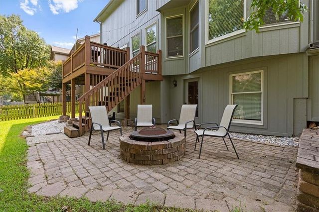 13119 S Hallet Court, Olathe, KS 66062