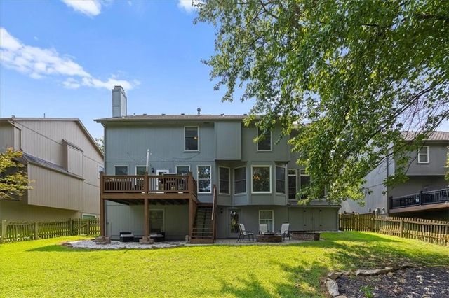 13119 S Hallet Court, Olathe, KS 66062