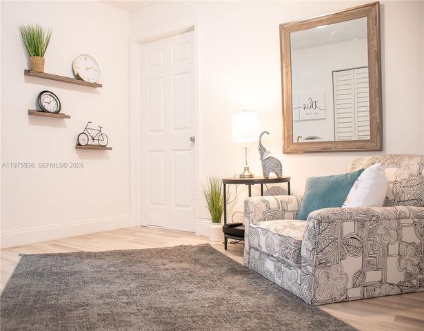 43 NW 41st St, Miami, FL 33127