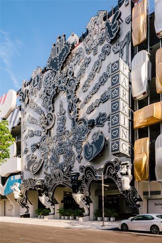 43 NW 41st St, Miami, FL 33127