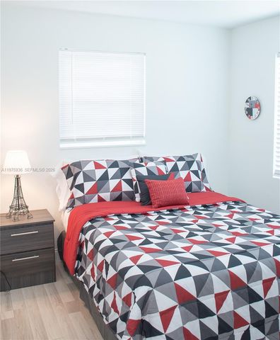 43 NW 41st St, Miami, FL 33127