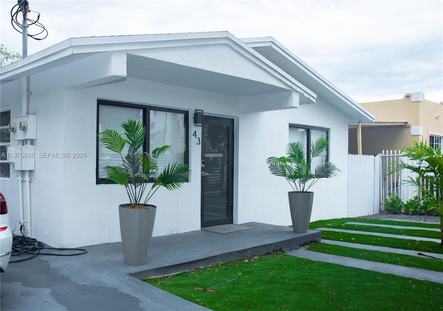 43 NW 41st St, Miami, FL 33127
