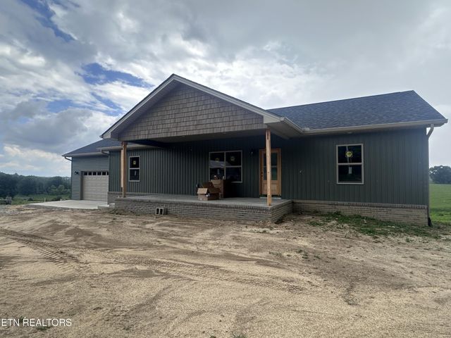 934 Allardt Hwy, Jamestown, TN 38556