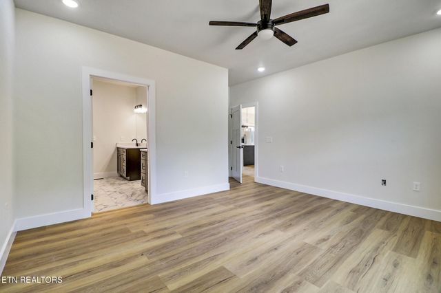 934 Allardt Hwy, Jamestown, TN 38556