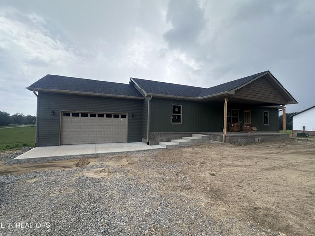 934 Allardt Hwy, Jamestown, TN 38556