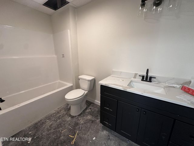 934 Allardt Hwy, Jamestown, TN 38556