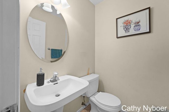 13478 Lakeshore Avenue, Grand Haven Twp, MI 49417