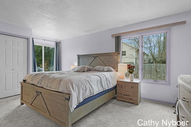 13478 Lakeshore Avenue, Grand Haven Twp, MI 49417