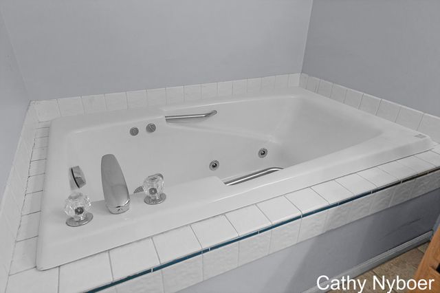 13478 Lakeshore Avenue, Grand Haven Twp, MI 49417