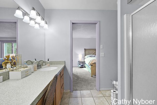 13478 Lakeshore Avenue, Grand Haven Twp, MI 49417