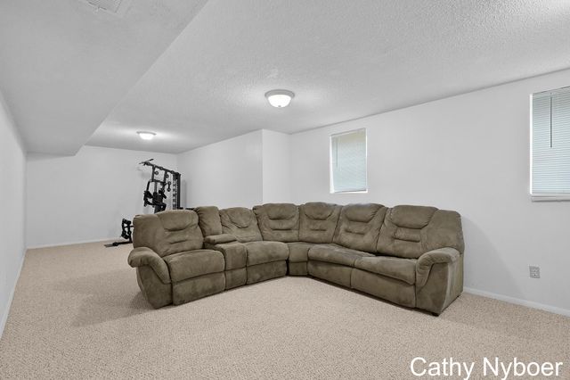 13478 Lakeshore Avenue, Grand Haven Twp, MI 49417