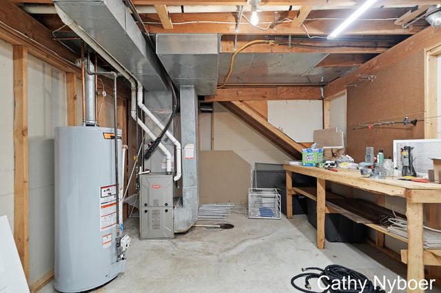 13478 Lakeshore Avenue, Grand Haven Twp, MI 49417