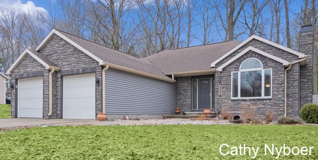 13478 Lakeshore Avenue, Grand Haven Twp, MI 49417