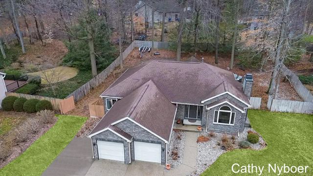 13478 Lakeshore Avenue, Grand Haven Twp, MI 49417