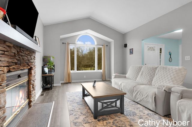 13478 Lakeshore Avenue, Grand Haven Twp, MI 49417