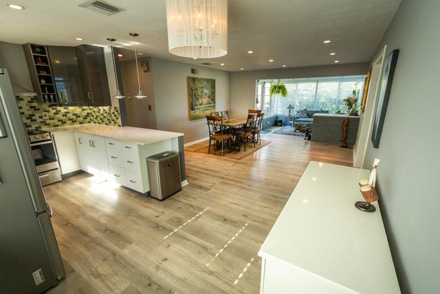 917 NE 18th Street, Fort Lauderdale, FL 33305