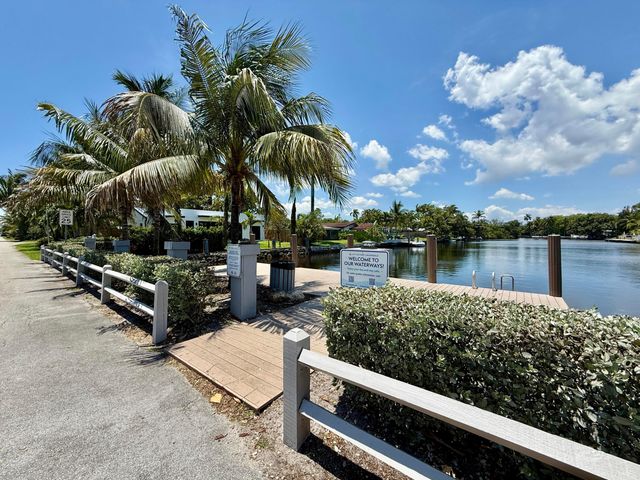 917 NE 18th Street, Fort Lauderdale, FL 33305