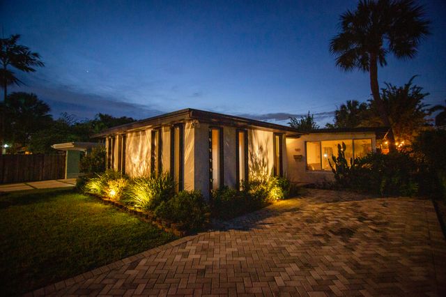 917 NE 18th Street, Fort Lauderdale, FL 33305