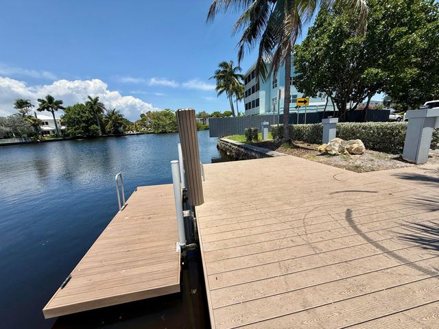 917 NE 18th Street, Fort Lauderdale, FL 33305