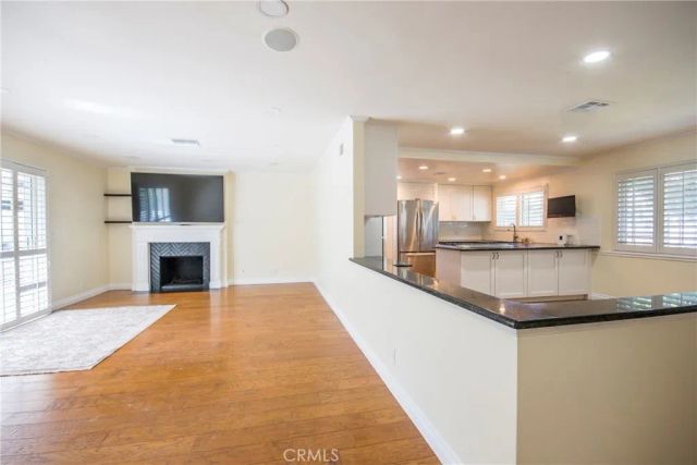 6262 Heil Avenue, Huntington Beach, CA 92647