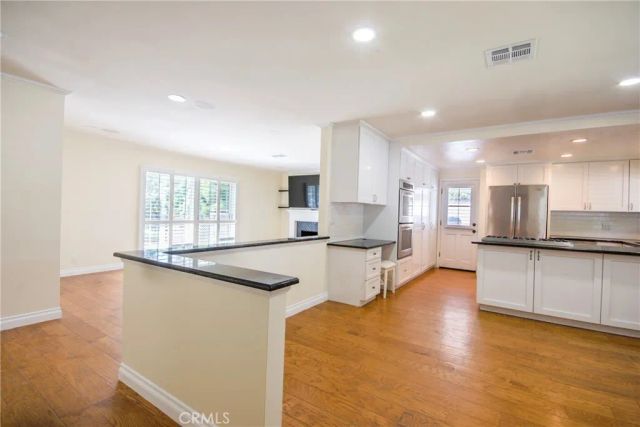 6262 Heil Avenue, Huntington Beach, CA 92647