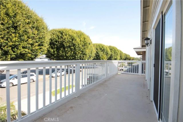 6262 Heil Avenue, Huntington Beach, CA 92647