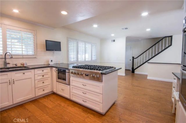 6262 Heil Avenue, Huntington Beach, CA 92647