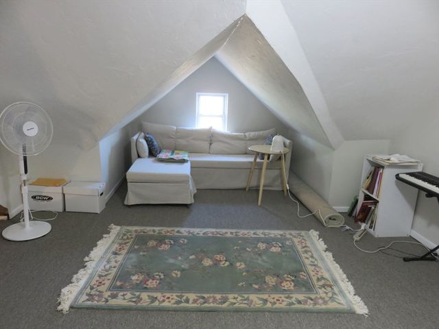 105 Plympton St. 2, Waltham, MA 02451