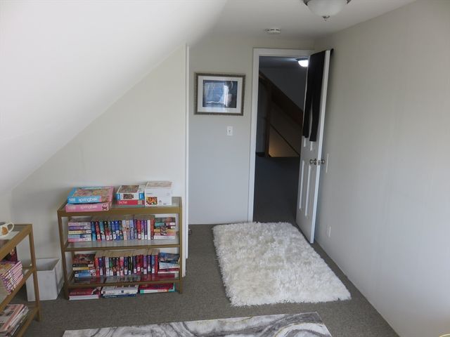 105 Plympton St. 2, Waltham, MA 02451