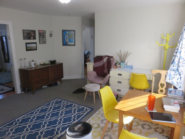 105 Plympton St. 2, Waltham, MA 02451