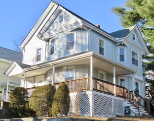 105 Plympton St. 2, Waltham, MA 02451