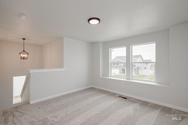 8202 E Cool River Loop, Nampa, ID 83687