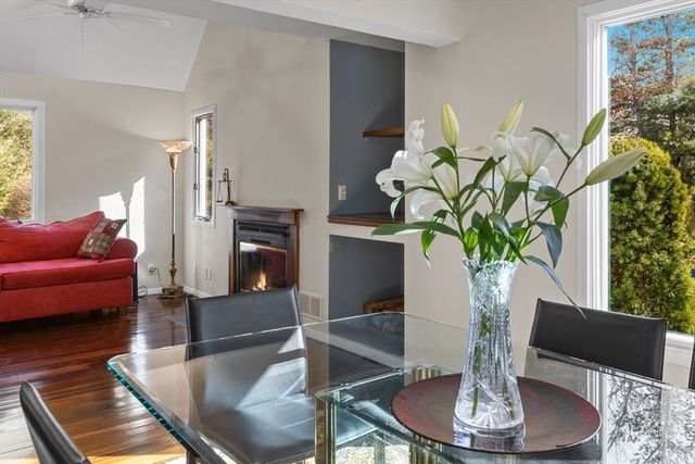 17 Claus Way, Barnstable, MA 02648