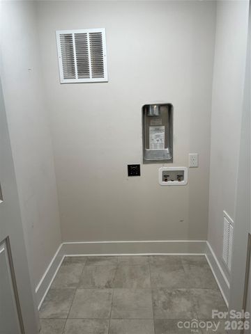 935 Mcalway Road 303, Charlotte, NC 28211